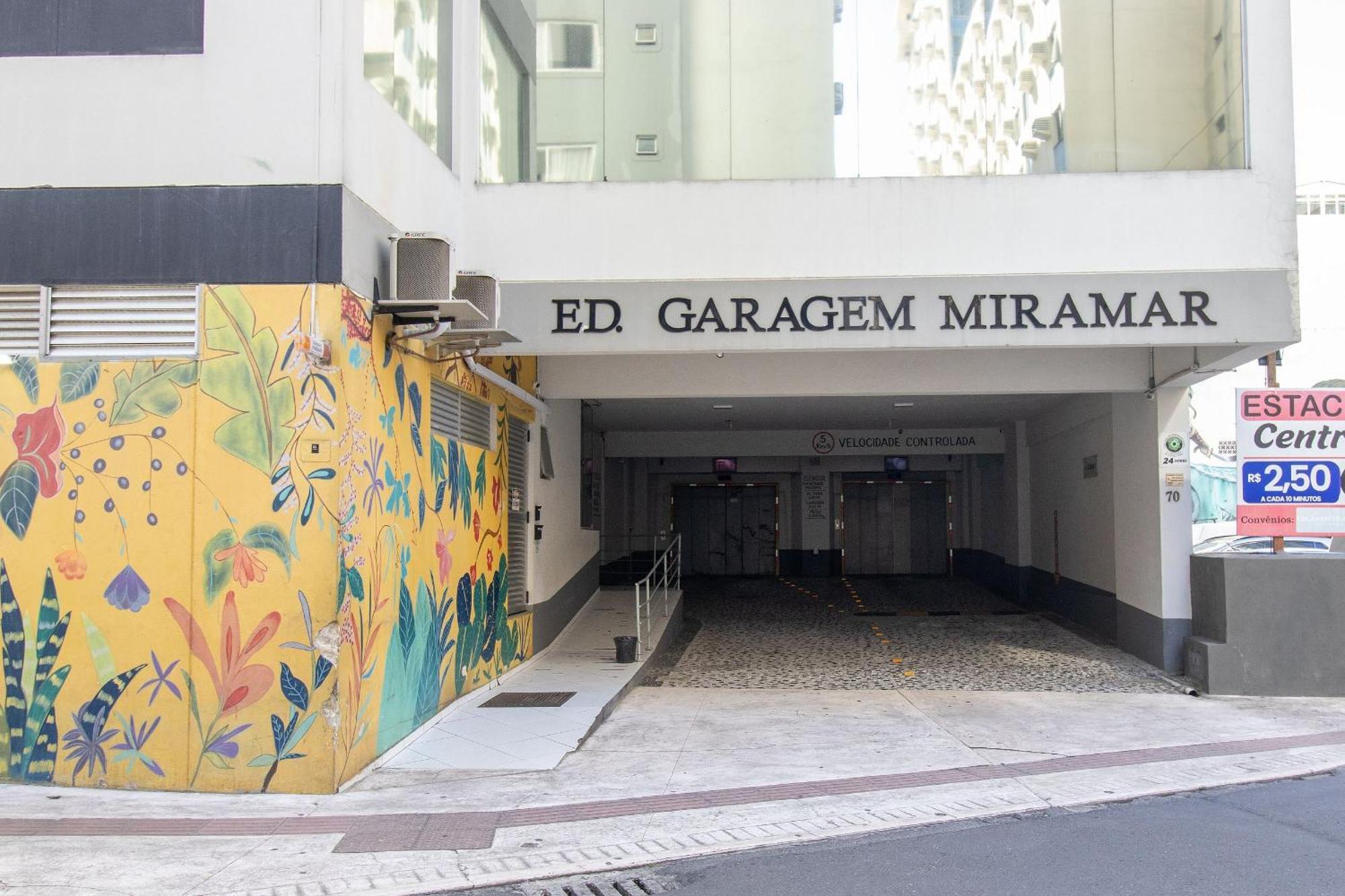 Clr81 - Calcadao, 1 Dorm Climatizado, Garagem Daire Balneario Camboriu Dış mekan fotoğraf
